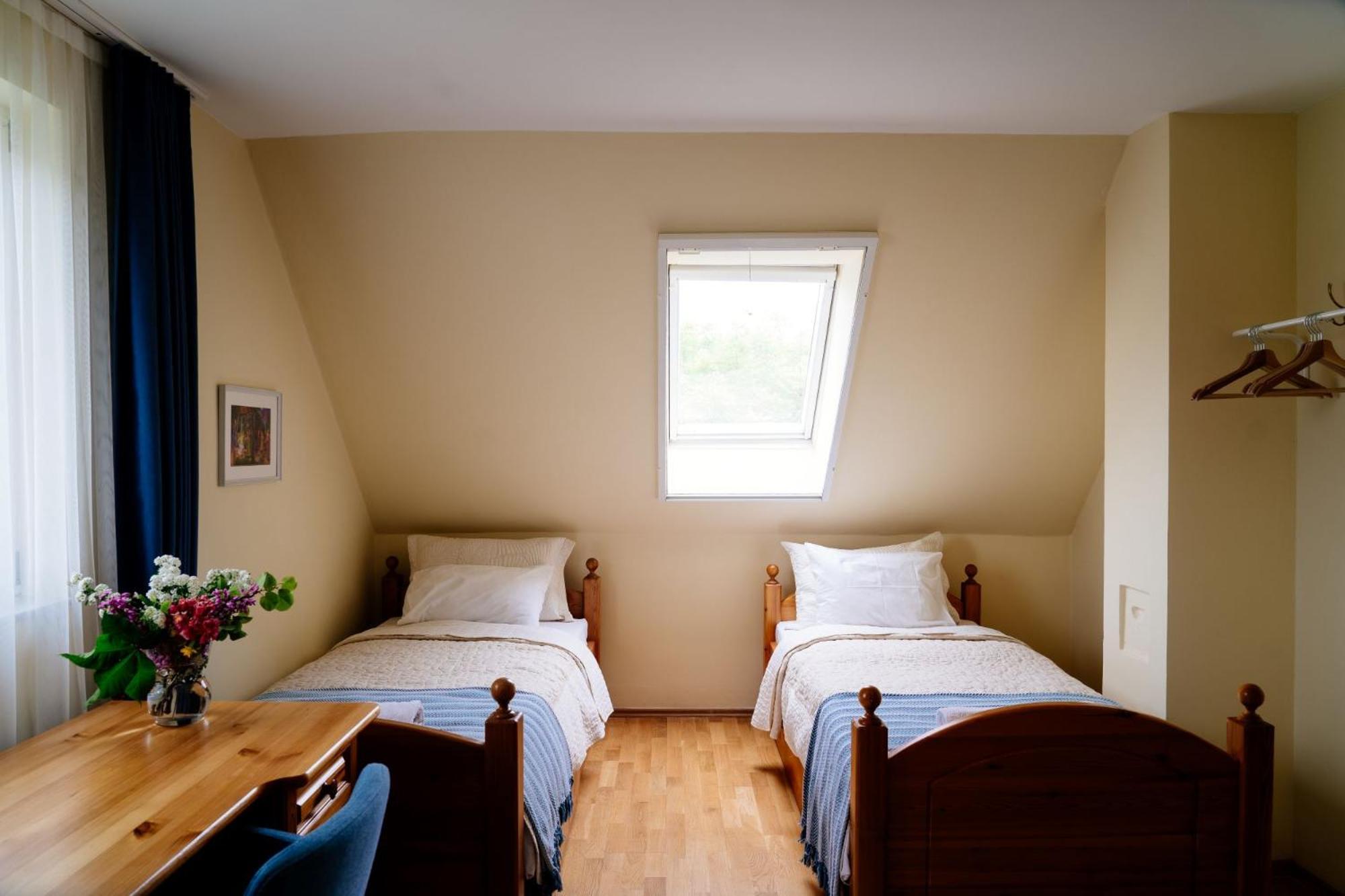 Gurudeva Bhavan – Eco Village Somogyvámos Buitenkant foto